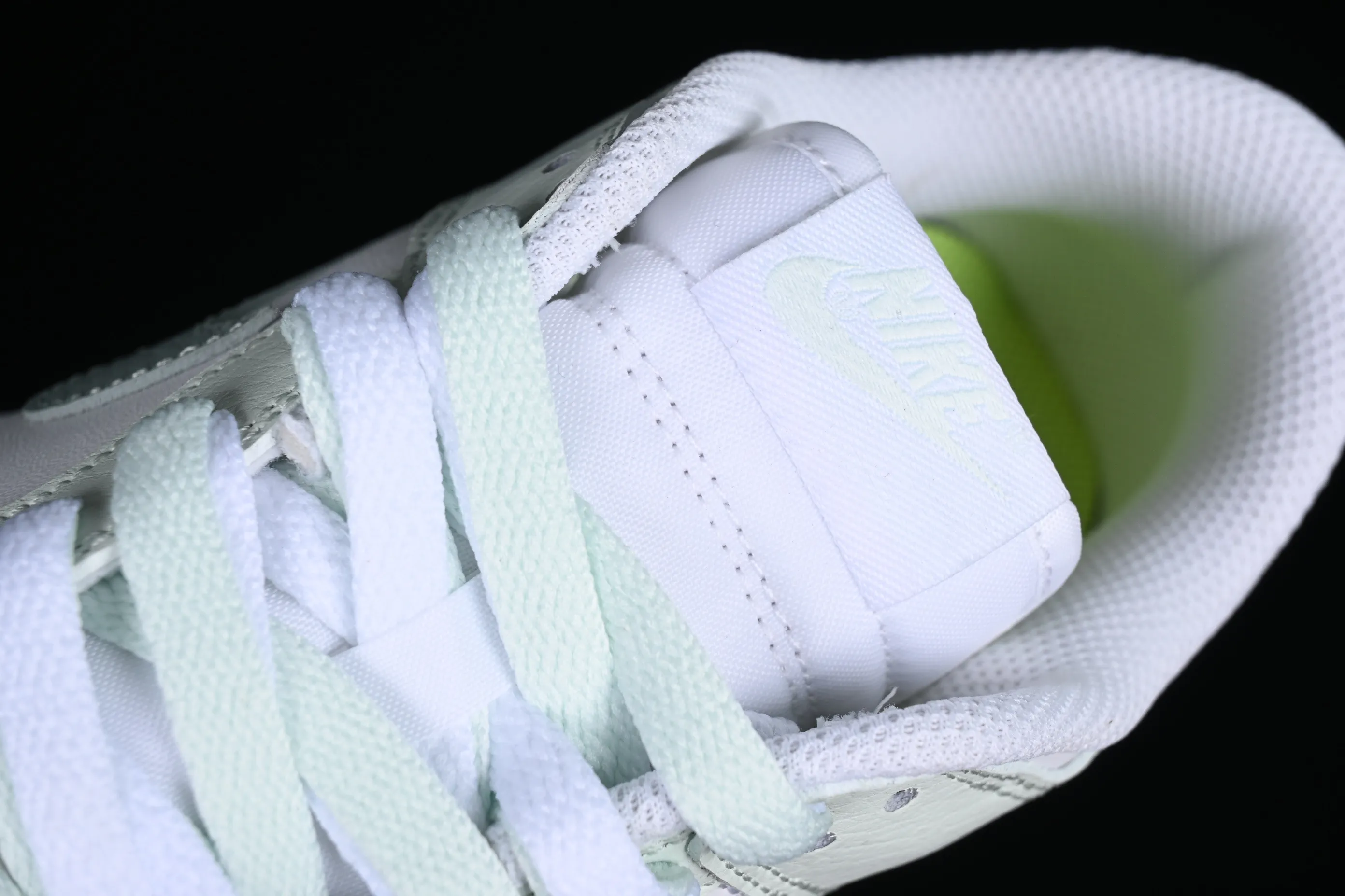 All categories Nk SB Dunk series Nk SB Dunk Low low-top sneakers Nk Dunk Low "White Mint" light green SB smashed backboard fashion casual sneakers DN1431-102